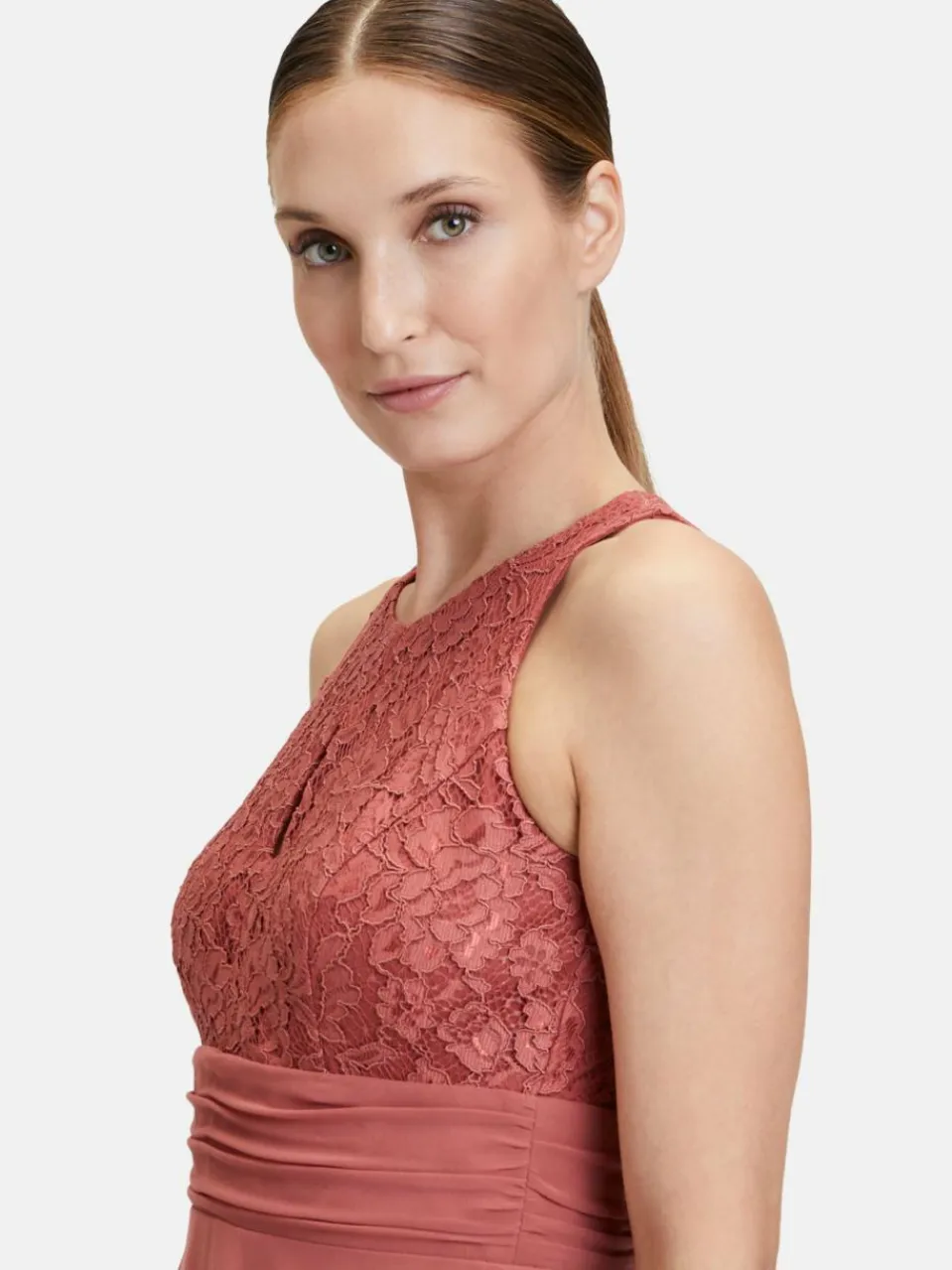 Vera Mont Kleider<Damen Abendkleid rot gemustert