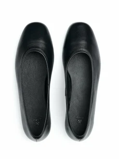 Lloyd Ballerinas<Damen Ballerina schwarz uni