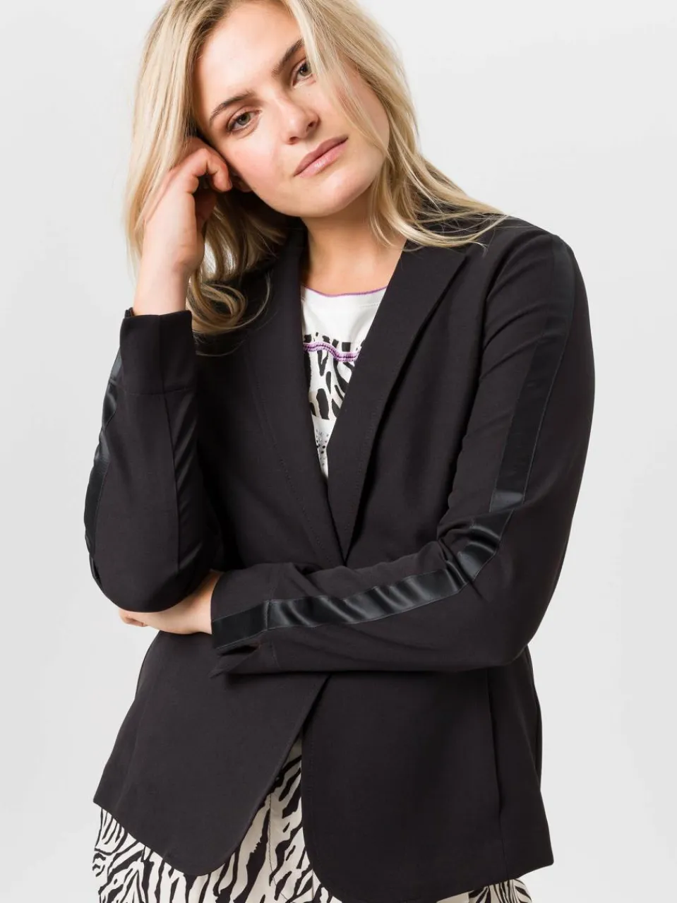 TUZZI Blazer<Damen Blazer schwarz uni