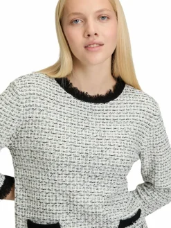 Betty & Co Pullover & Strickjacken<Damen Bouclé-Pullover ecru schwarz strukturiert