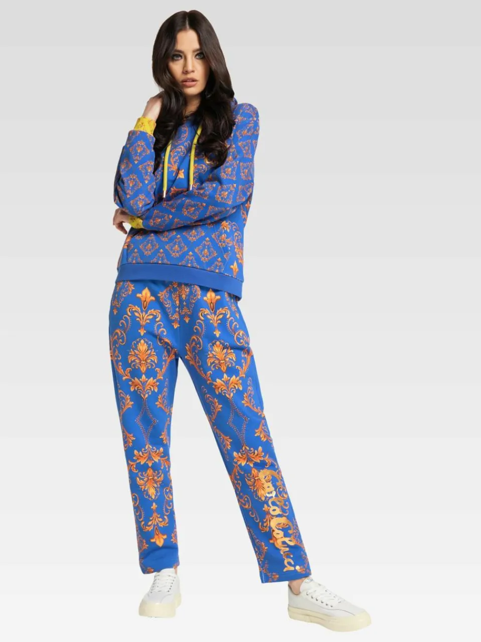 Damen Carlo Colucci Sweatshirts & Sweatjacken>Damen Hoodie ohne Reißverschluss - Citarda