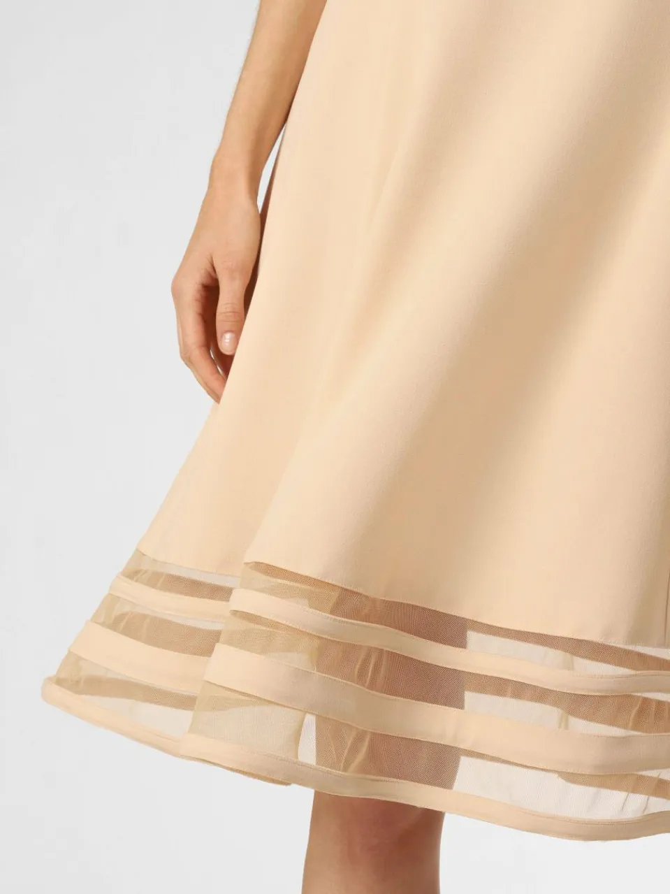 Paradi Kleider<Damen Kleid nude uni