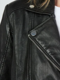 Damen JCC Jacken & Westen><noscript><img width=