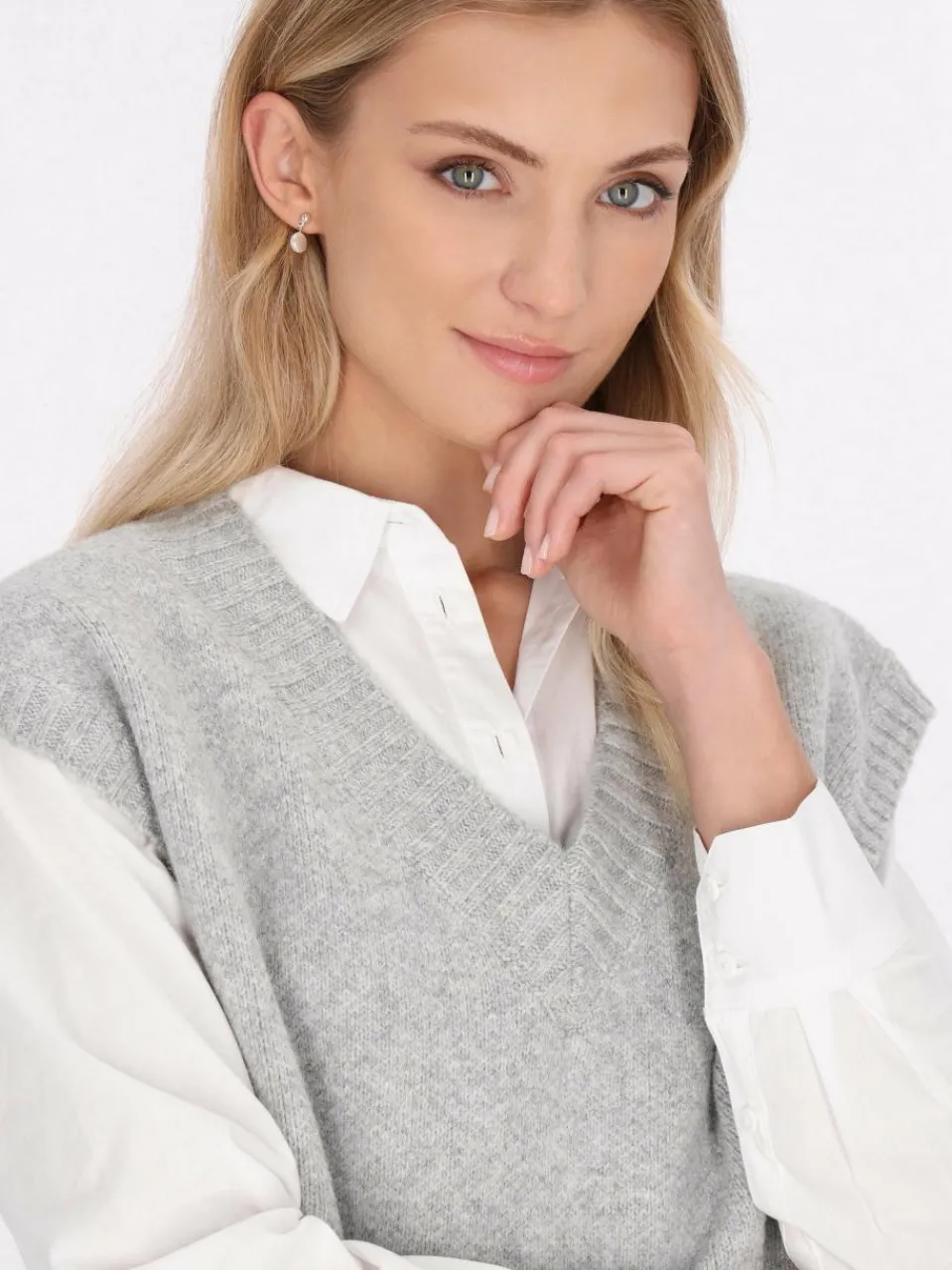 Dreimaster Pullover & Strickjacken<Damen Pullunder grau uni