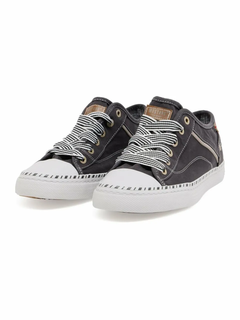 Mustang Sneaker<Damen Sneaker schwarz uni