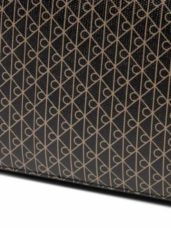 Calvin Klein Taschen & Rucksäcke<Damen Umhängetasche schwarz sand gemustert