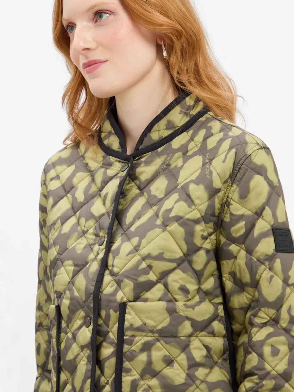Marc Cain Sports Jacken & Westen<Damen Wende-Steppjacke lind oliv gemustert
