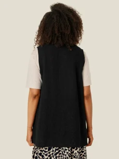 Damen Masai Jacken & Westen><noscript><img width=