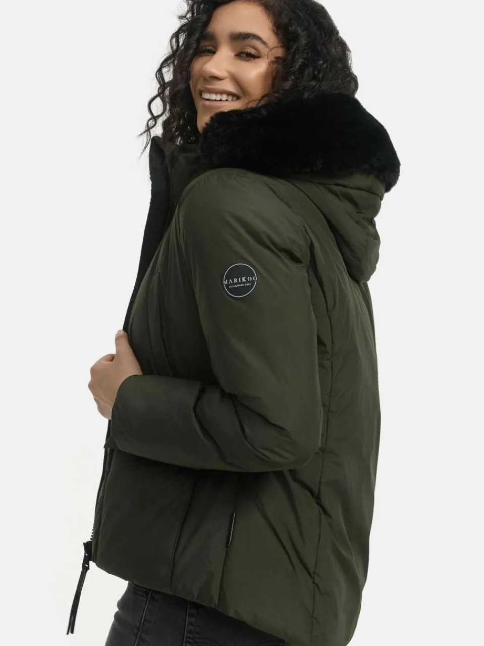 Marikoo Jacken & Westen<Damen Winterjacke - Morinaa XVI oliv uni