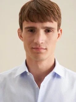 Seidensticker Hemden<Herren Business Hemd - Regular Langarm hellblau gestreift