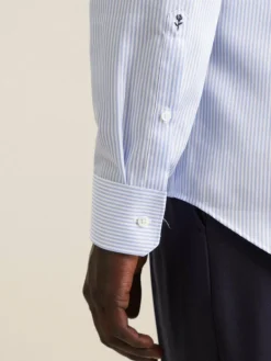 Seidensticker Hemden<Herren Business Hemd - X-Slim Langarm hellblau gestreift