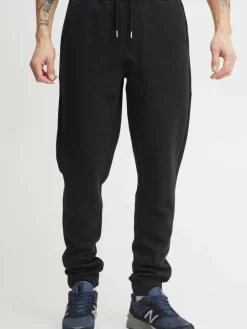 11 Project Hosen<Herren Jogger Pants - PRAndrin schwarz uni