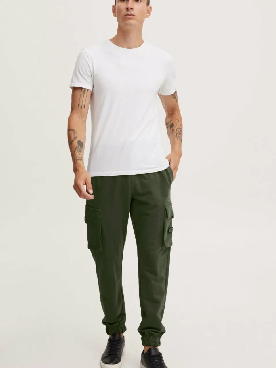 11 Project Hosen<Herren Jogginghose - PRSidone grün uni