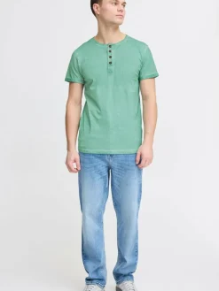 Herren Solid Shirts><noscript><img width=