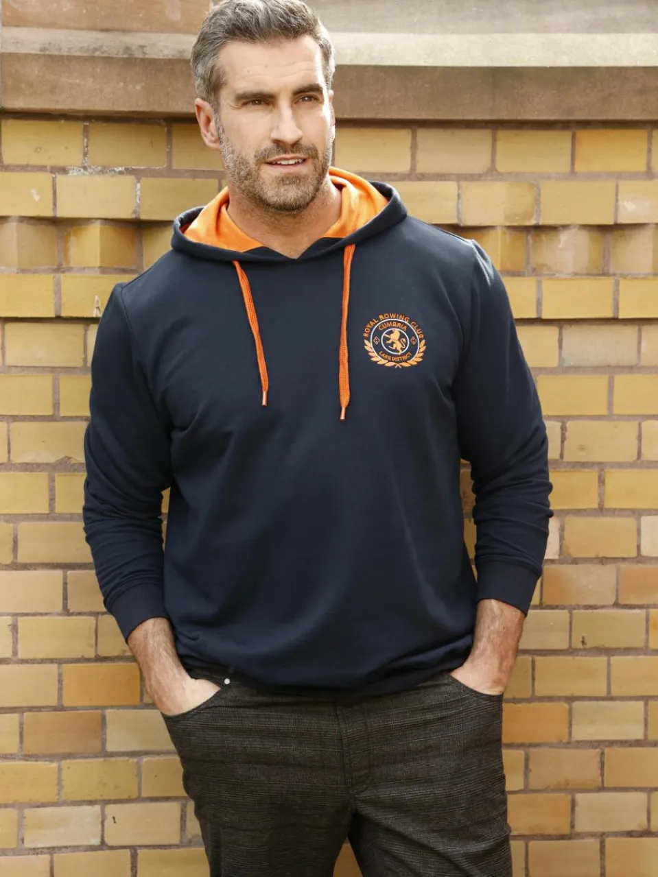 Herren Charles Colby Sweatshirts & Sweatjacken>Herren Sweatshirt - EARL TODD