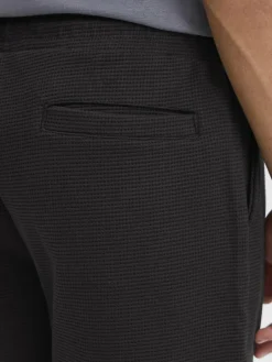 BLEND Hosen<Herren Sweatshorts - BHCASPER schwarz strukturiert