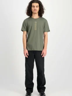 Alpha Industries Shirts<Herren T-Shirt oliv bedruckt