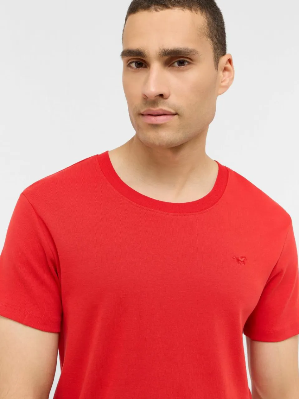 Mustang Shirts<Herren T-Shirt rot uni