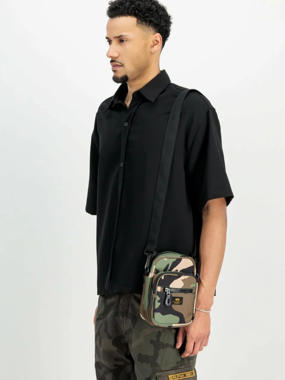 Alpha Industries Taschen & Rucksäcke<Herren Umhängetasche mehrfarbig uni