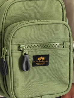 Alpha Industries Taschen & Rucksäcke<Herren Umhängetasche grün uni