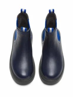 Camper Mädchen><noscript><img width=