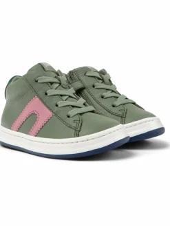 Camper Mädchen|Jungen><noscript><img width=