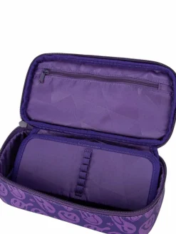 satch Jungen><noscript><img width=