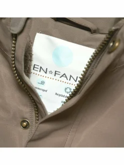 En Fant Jungen|Mädchen><noscript><img width=